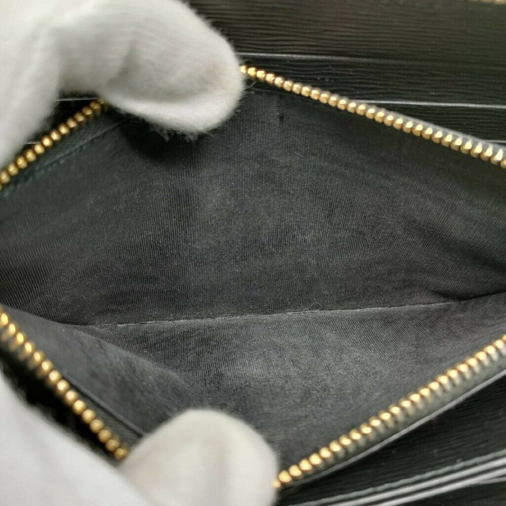 100% Authentic Prada Zippy Black Nylon Wallet - Picture 7 of 10